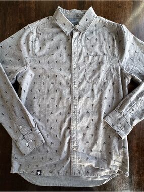 Ski The East gray button-up shirt - medium